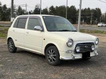 2003 Daihatsu Miragino