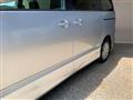 2004 Toyota Noah