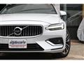 2022 Volvo V60