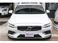 2022 Volvo V60