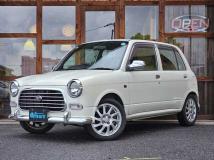 2002 Daihatsu Miragino