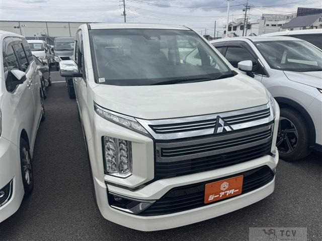 2021 Mitsubishi Delica D5
