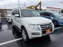 2018 Mitsubishi Pajero