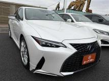 2021 Lexus IS