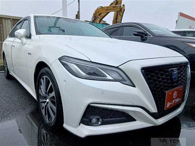2019 Toyota Crown