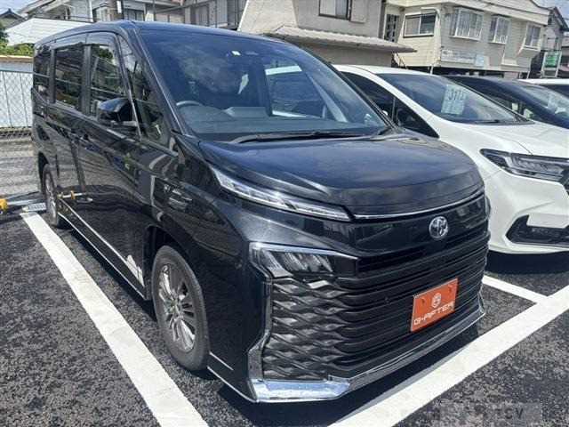 2023 Toyota Voxy
