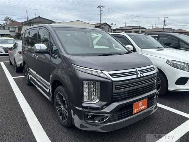 2019 Mitsubishi Delica D5
