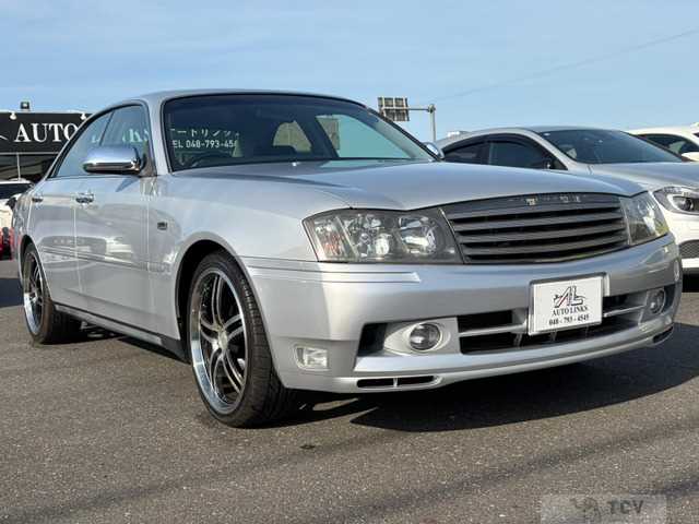 2001 Nissan Gloria Hardtop
