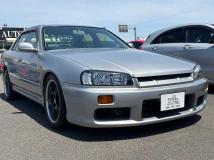 1999 Nissan Skyline