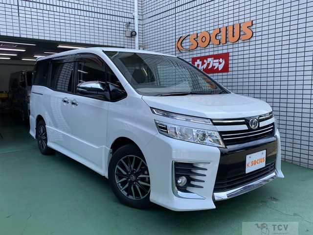 2015 Toyota Voxy