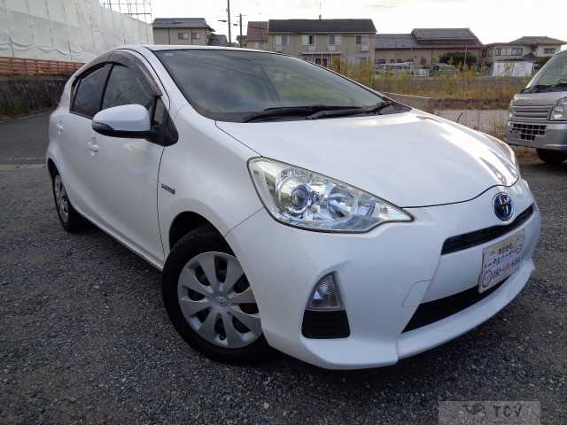 2013 Toyota AQUA
