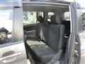 2008 Toyota Isis