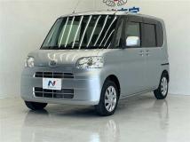 2011 Daihatsu Tanto