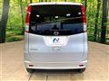 2010 Nissan ROOX