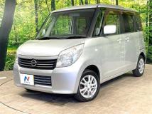 2010 Nissan ROOX