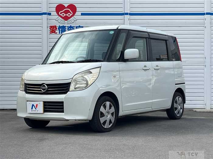 2011 Nissan ROOX