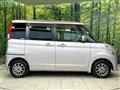 2013 Nissan ROOX