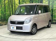 2013 Nissan ROOX