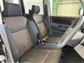 2011 Nissan ROOX