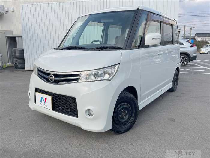 2011 Nissan ROOX
