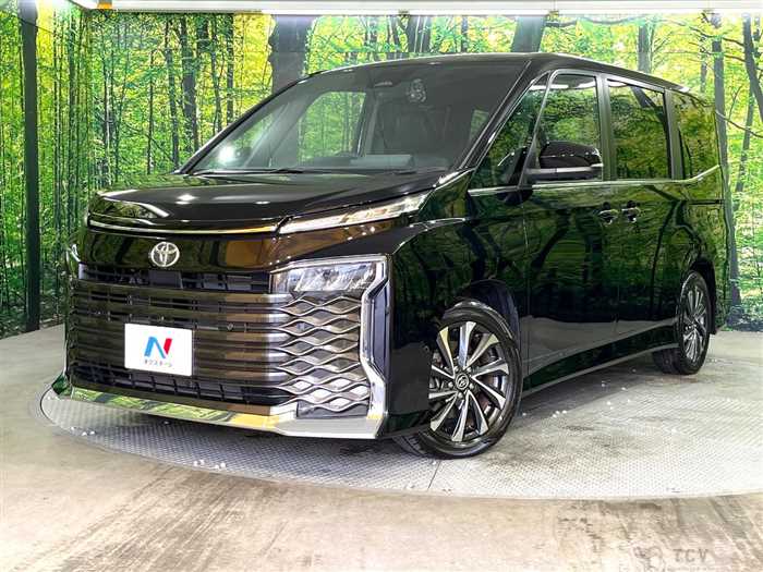 2023 Toyota Voxy