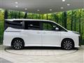2025 Toyota Voxy