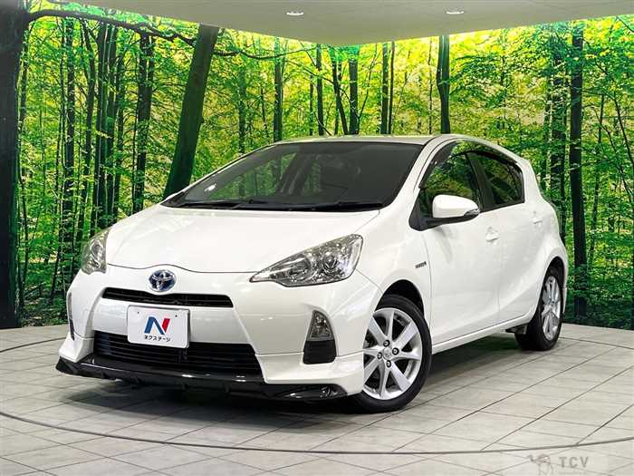 2013 Toyota AQUA