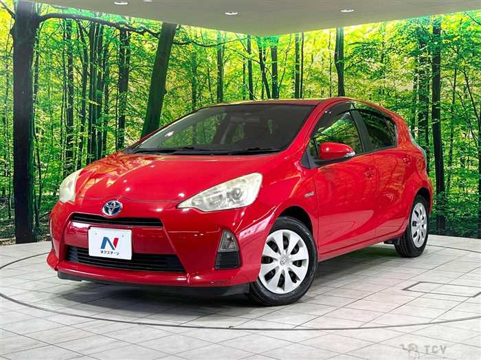 2013 Toyota AQUA