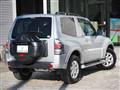 2015 Mitsubishi Pajero