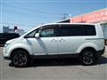 2015 Mitsubishi Delica D5