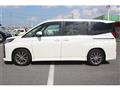 2022 Toyota Noah