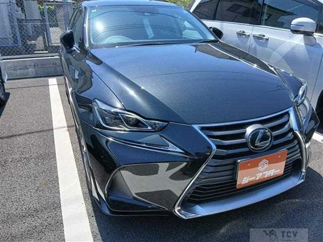 2017 Lexus IS