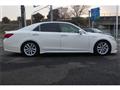 2013 Toyota Crown Athlete Series