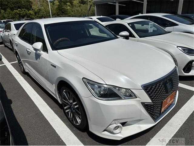 2014 Toyota Crown Athlete Series