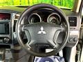 2016 Mitsubishi Pajero