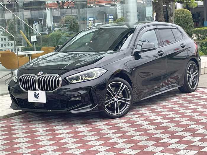 2022 BMW 1 Series