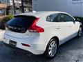 2017 Volvo V40