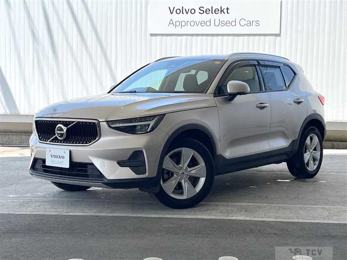 2022 Volvo XC40