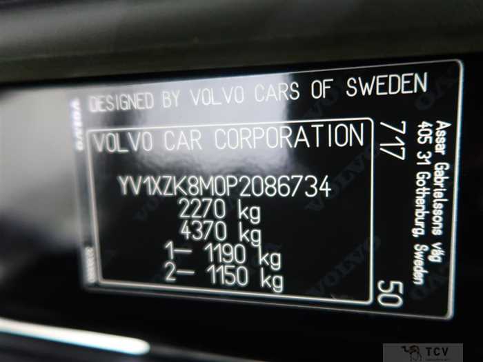 2023 Volvo XC40