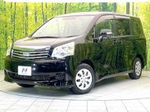 2013 Toyota Noah