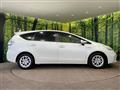 2011 Toyota PRIUS α