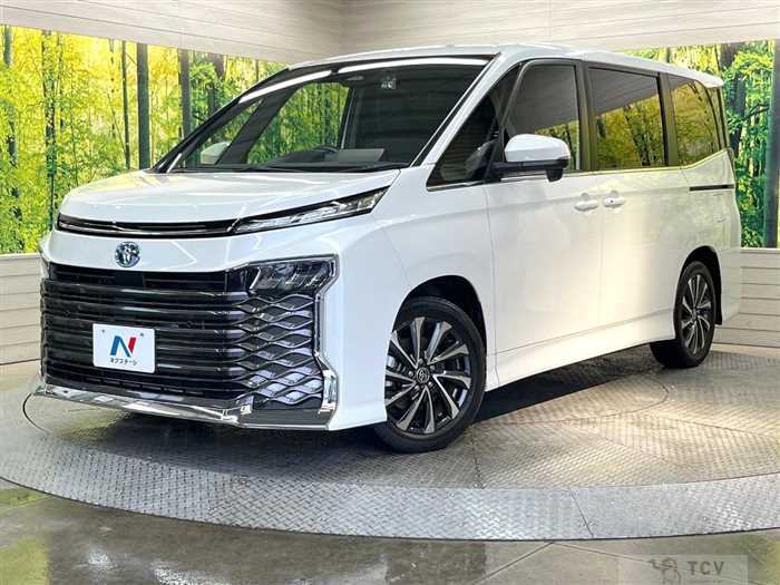 2023 Toyota Voxy