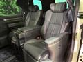 2020 Toyota Alphard Hybrid