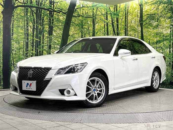 2013 Toyota Crown