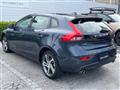 2017 Volvo V40