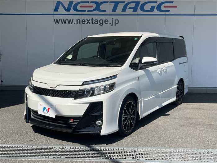 2017 Toyota Voxy