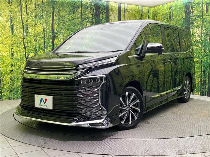 2022 Toyota Voxy