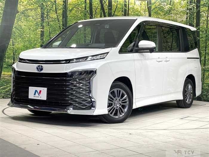 2023 Toyota Voxy