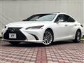 2019 Lexus ES