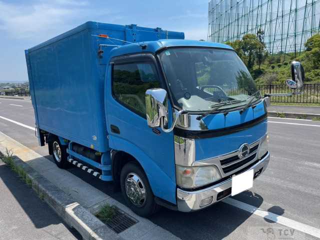 2008 Hino Dutro